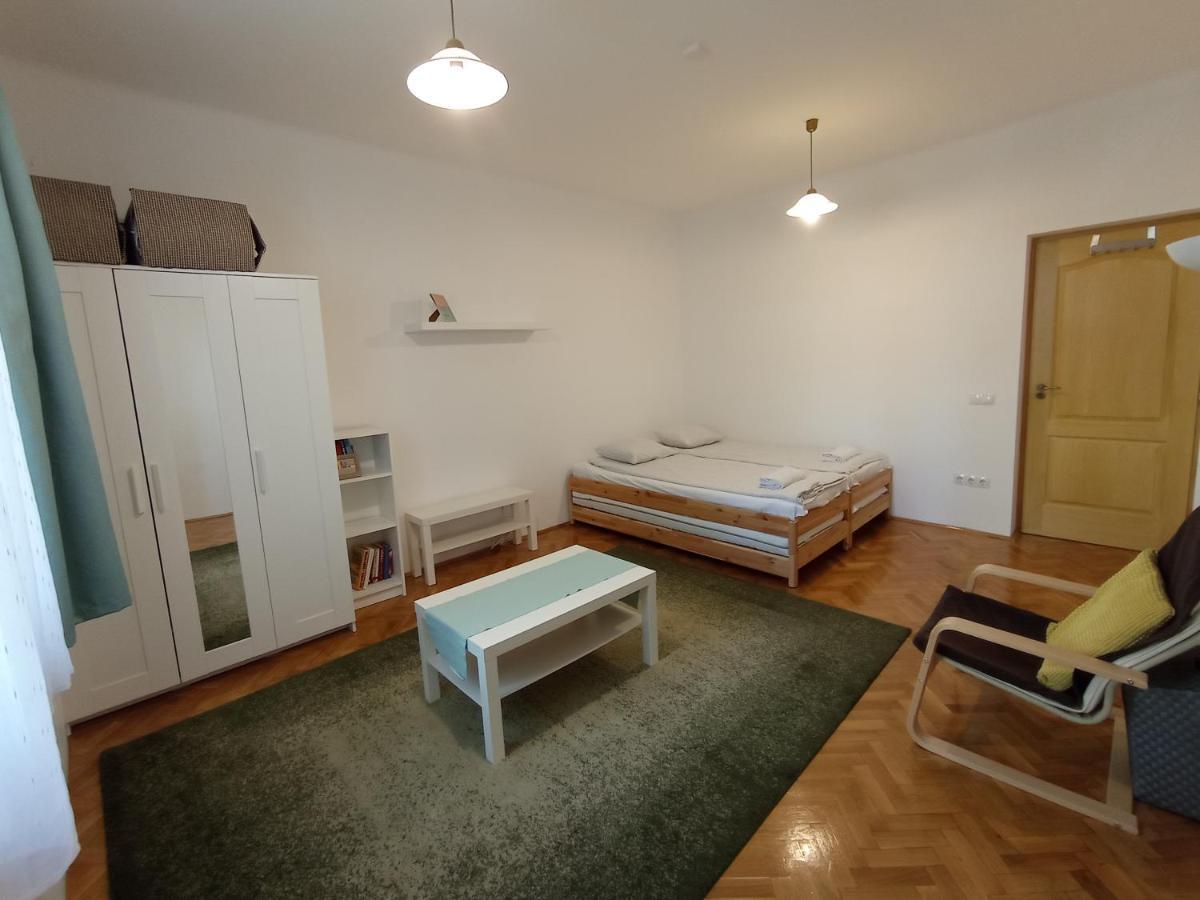 Gizella Apartman Эгер Экстерьер фото